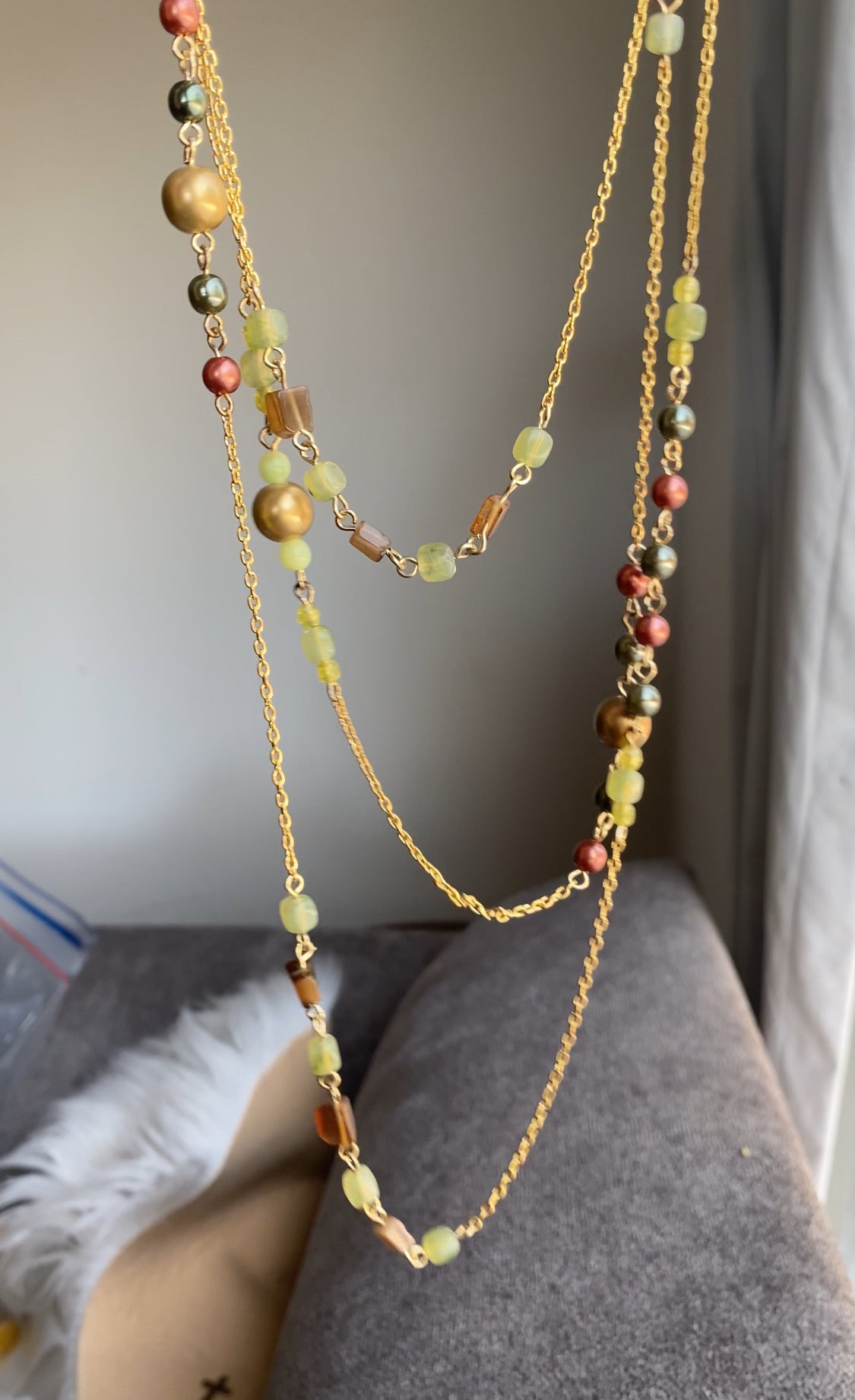 480 BEADS THREE LAYERED NECKLACE PENDANT