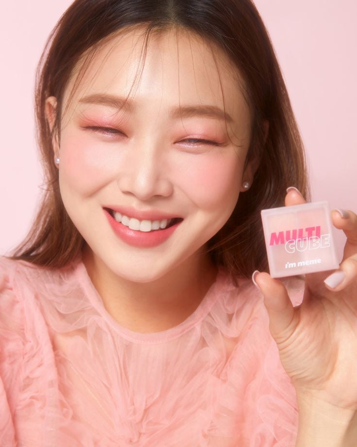 MULTI CUBE MINI EYESHADOW AND HIGHLIGHTER PALETTE