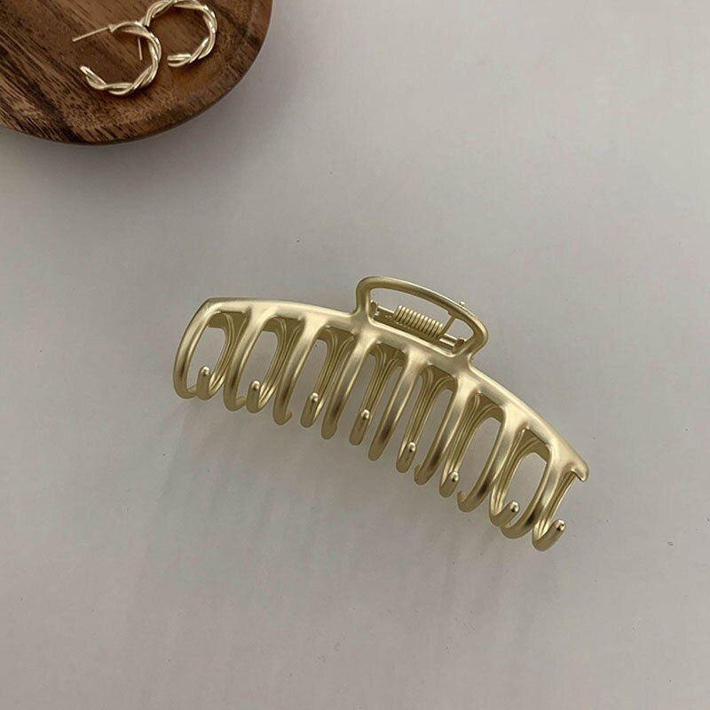 GOLDEN LARGE CLAW CLIP IN METAL