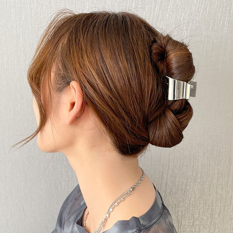 042 SMALL METAL SILVER CLAW CLIP