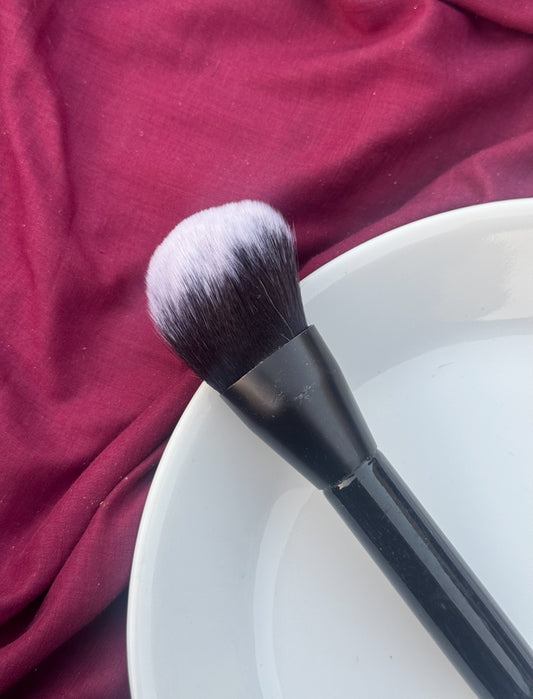 C118 BRUSH