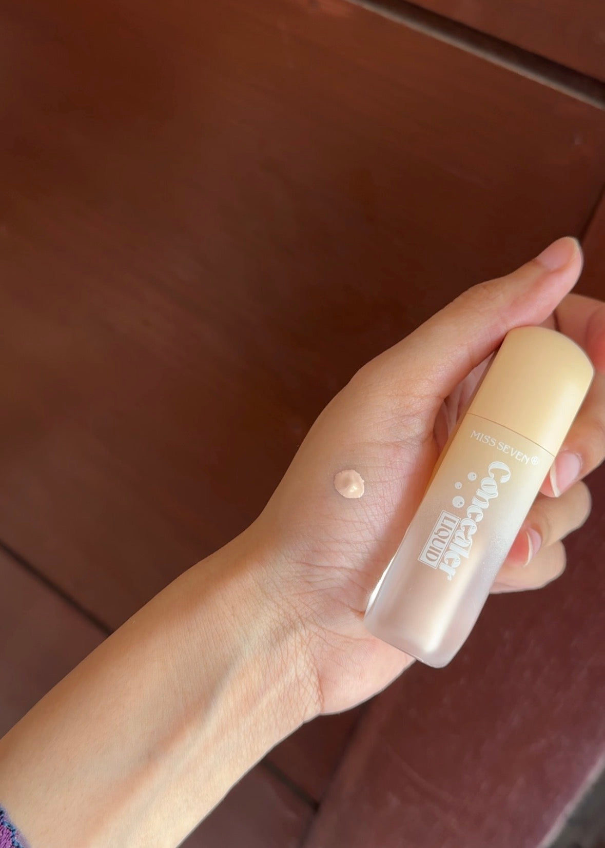 03 MISS SEVEN LIQUID CONCEALER
