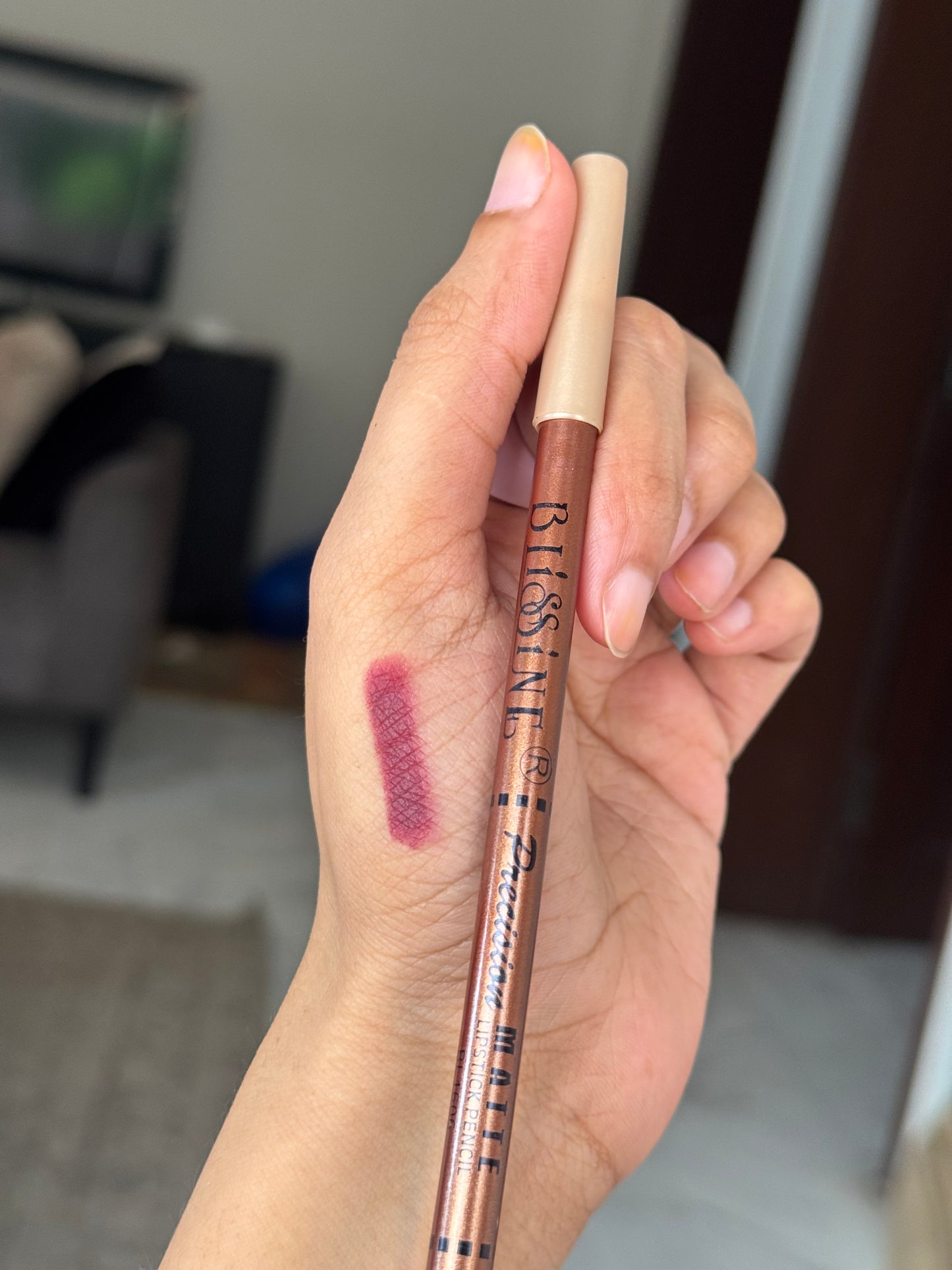 C226 BLISSINE LIP LINER