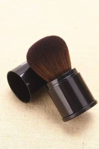 MINT BEAR BLACK KABUKI BRUSH