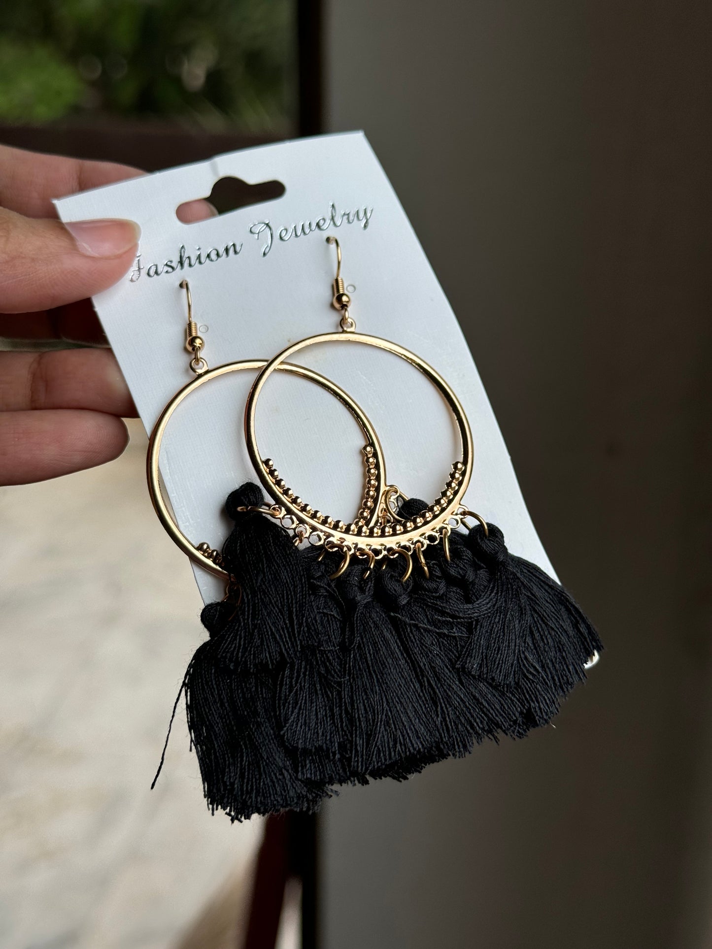 G15 BLACK TASSEL EARRINGS