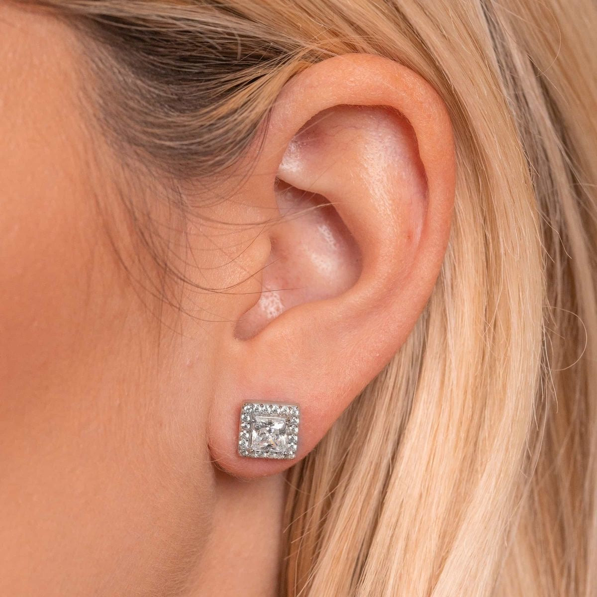 C288 STUDS