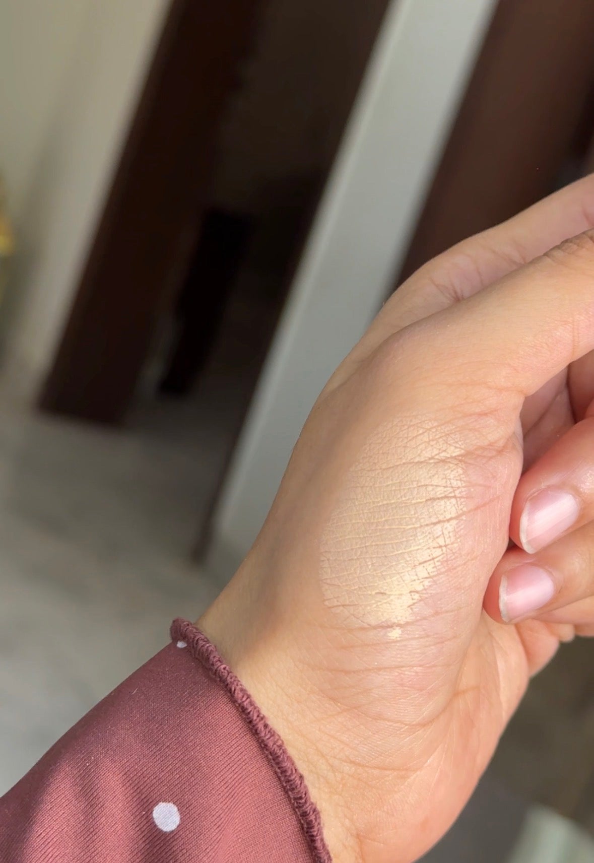 LA COLORS YELLOW PRIMER / CONCEALER