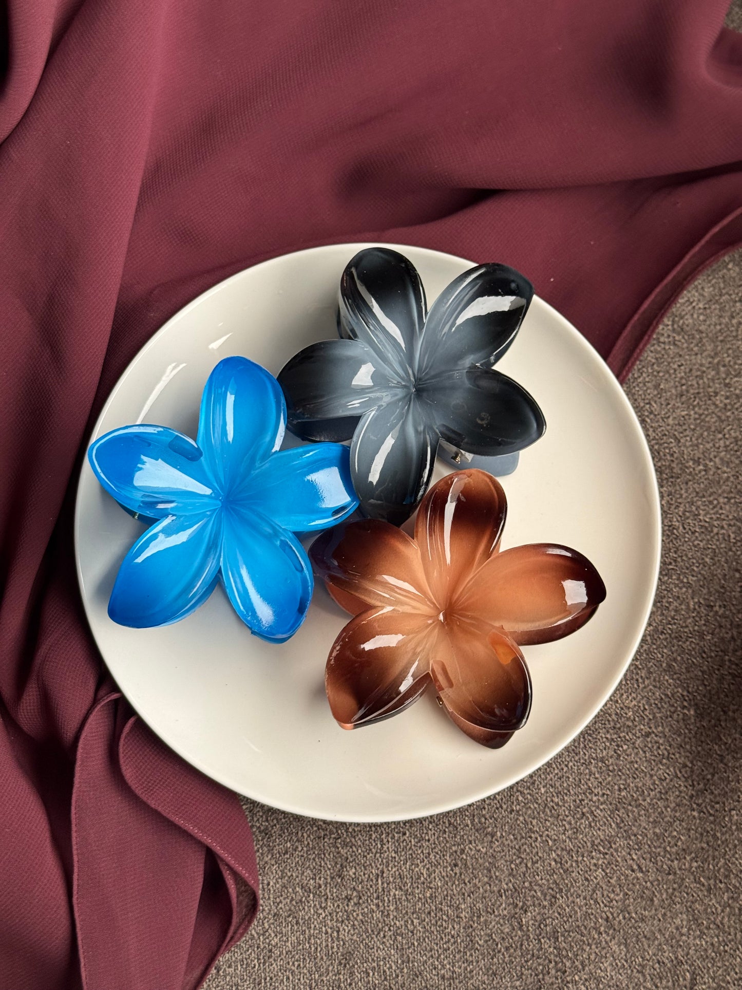 HAWAIAN HAIR CLAWS