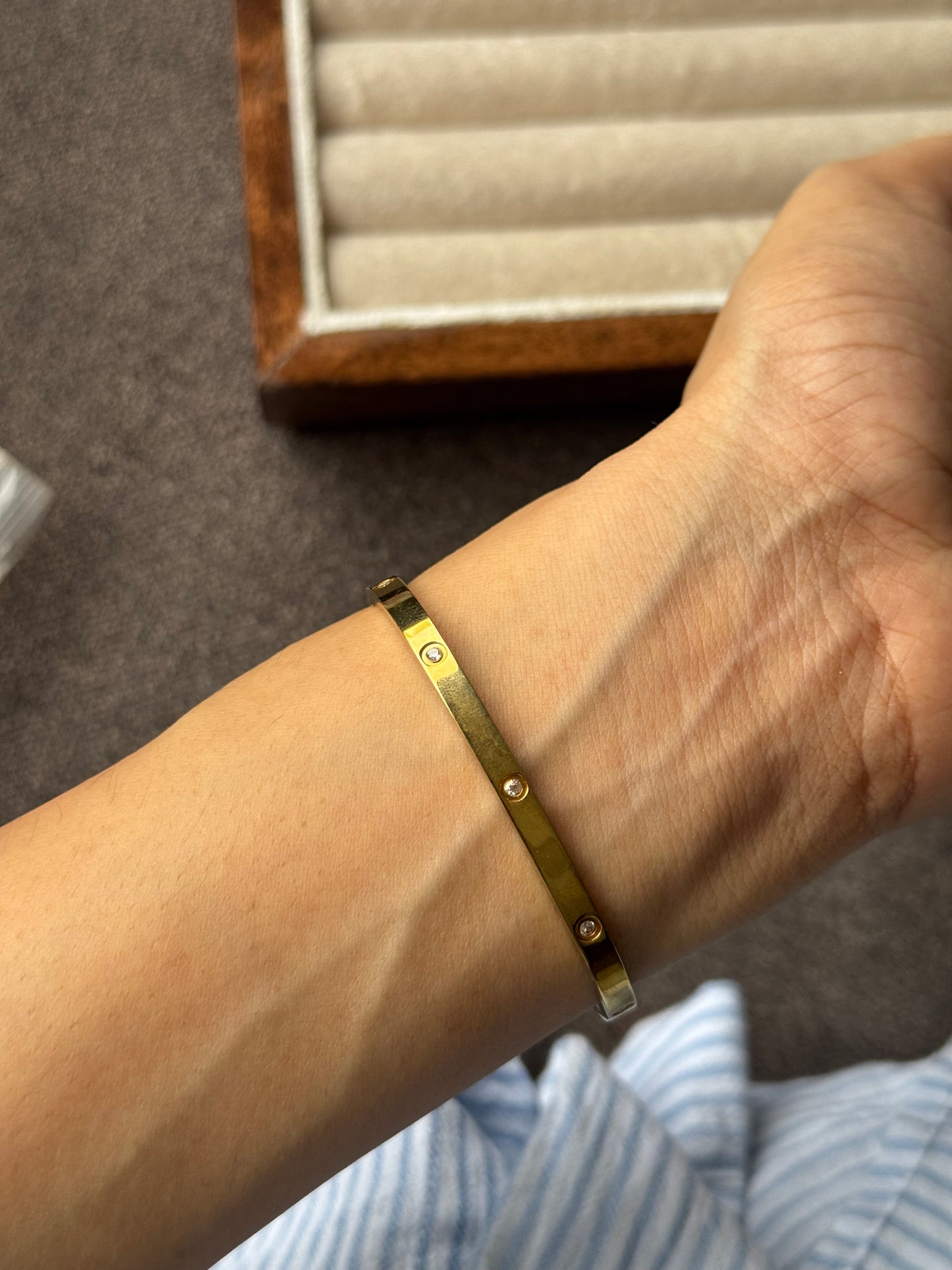 E70 BANGLE