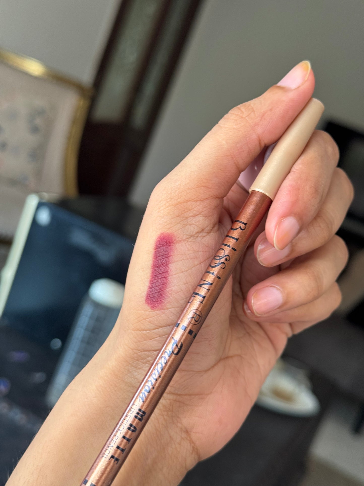 C226 BLISSINE LIP LINER