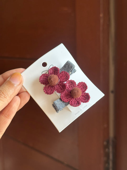 B212 CROCHET HAIR PIN PAIR