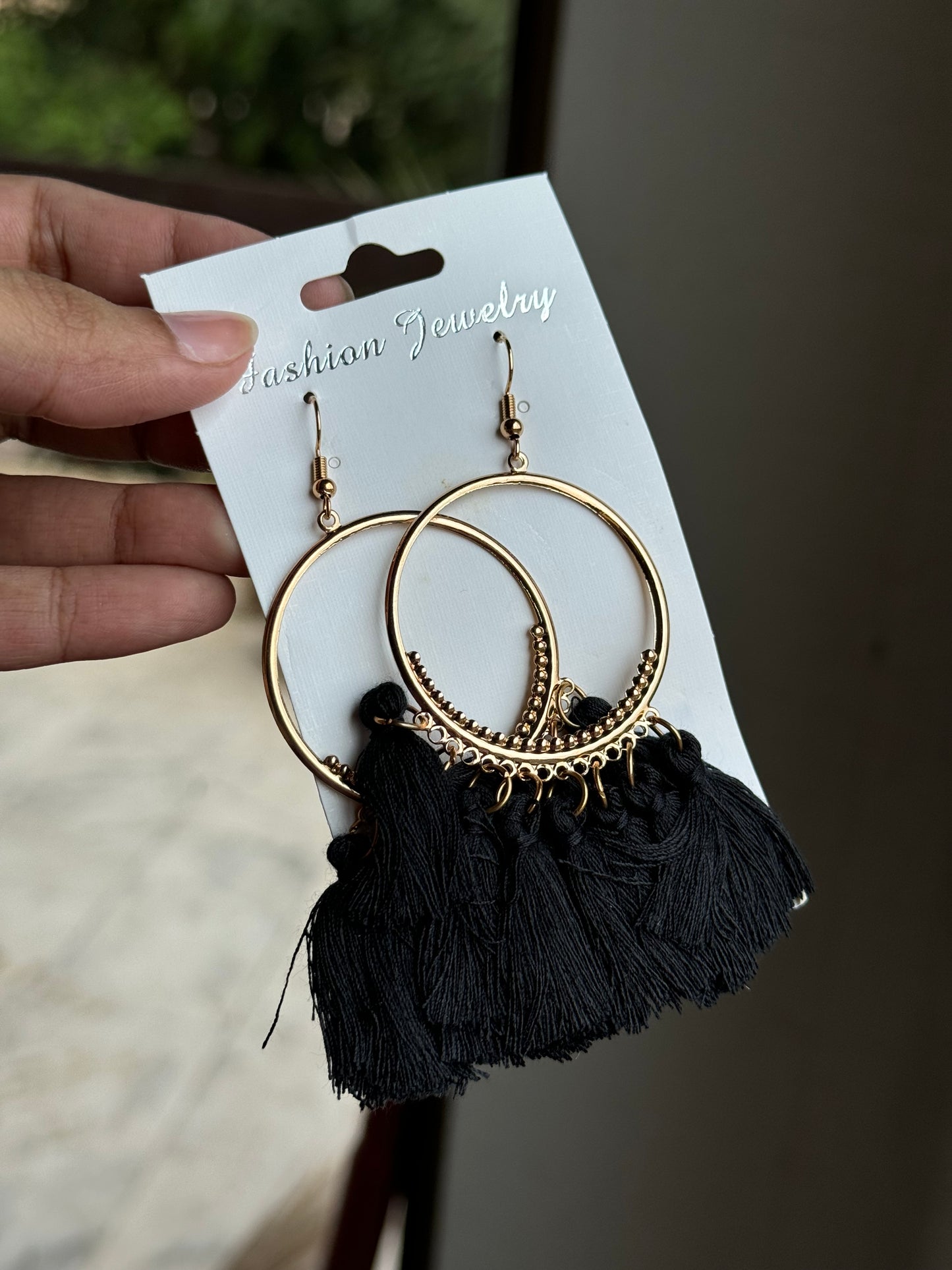 G15 BLACK TASSEL EARRINGS