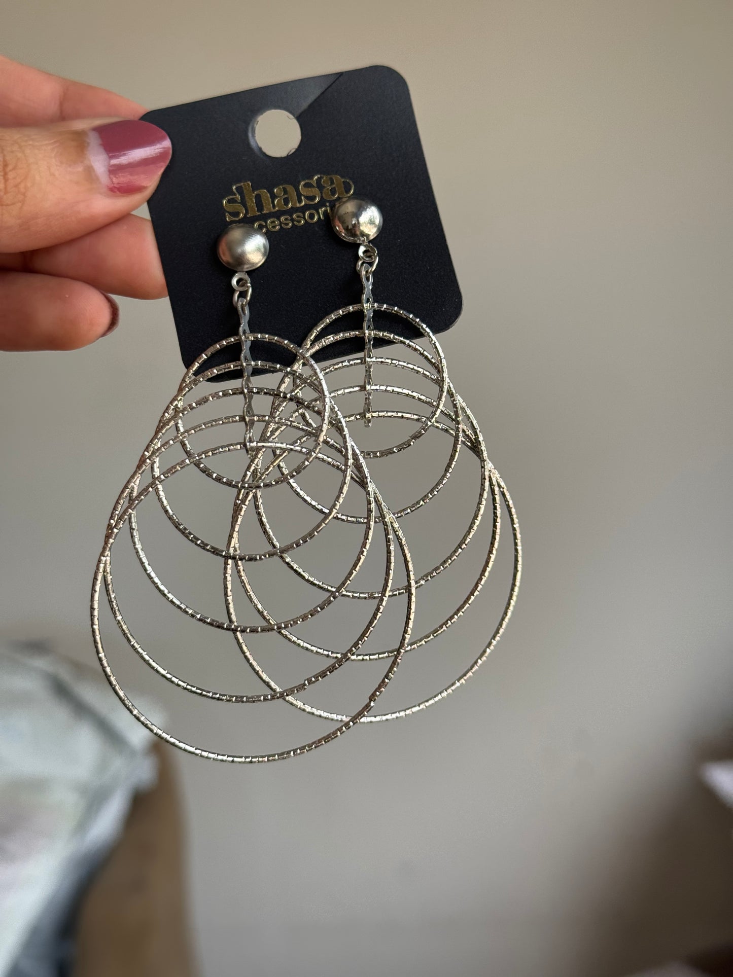 A165 EARRINGS