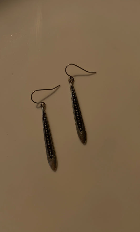 C01 EARRINGS