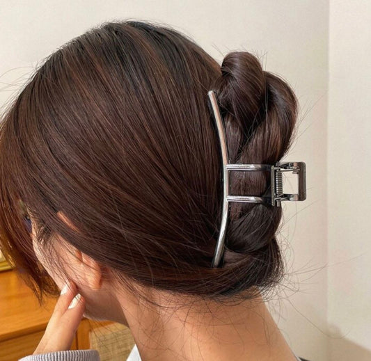 B99 METAL HAIR CLAW