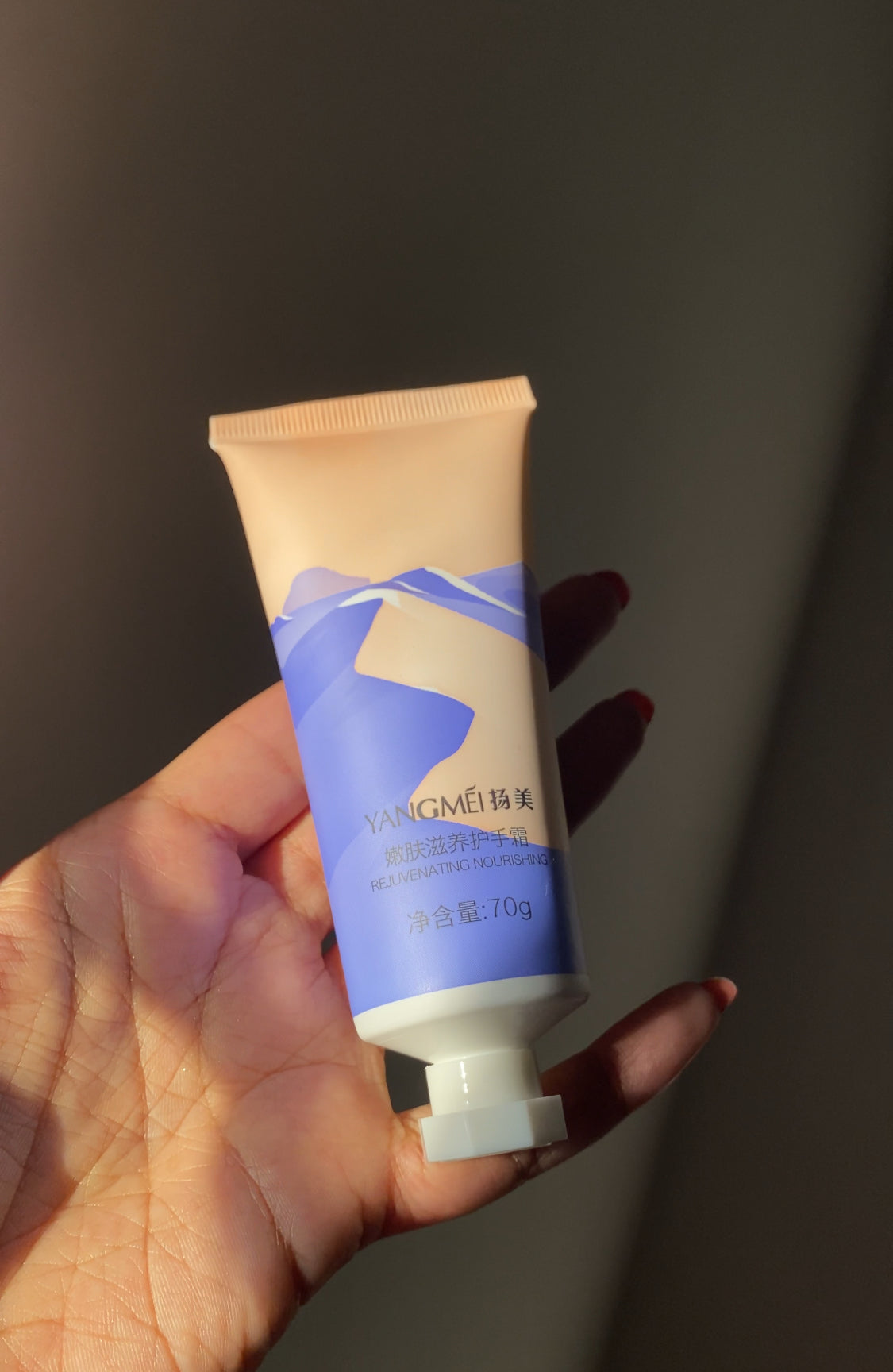 BLUE YANGMEI SEALED HAND CREAM