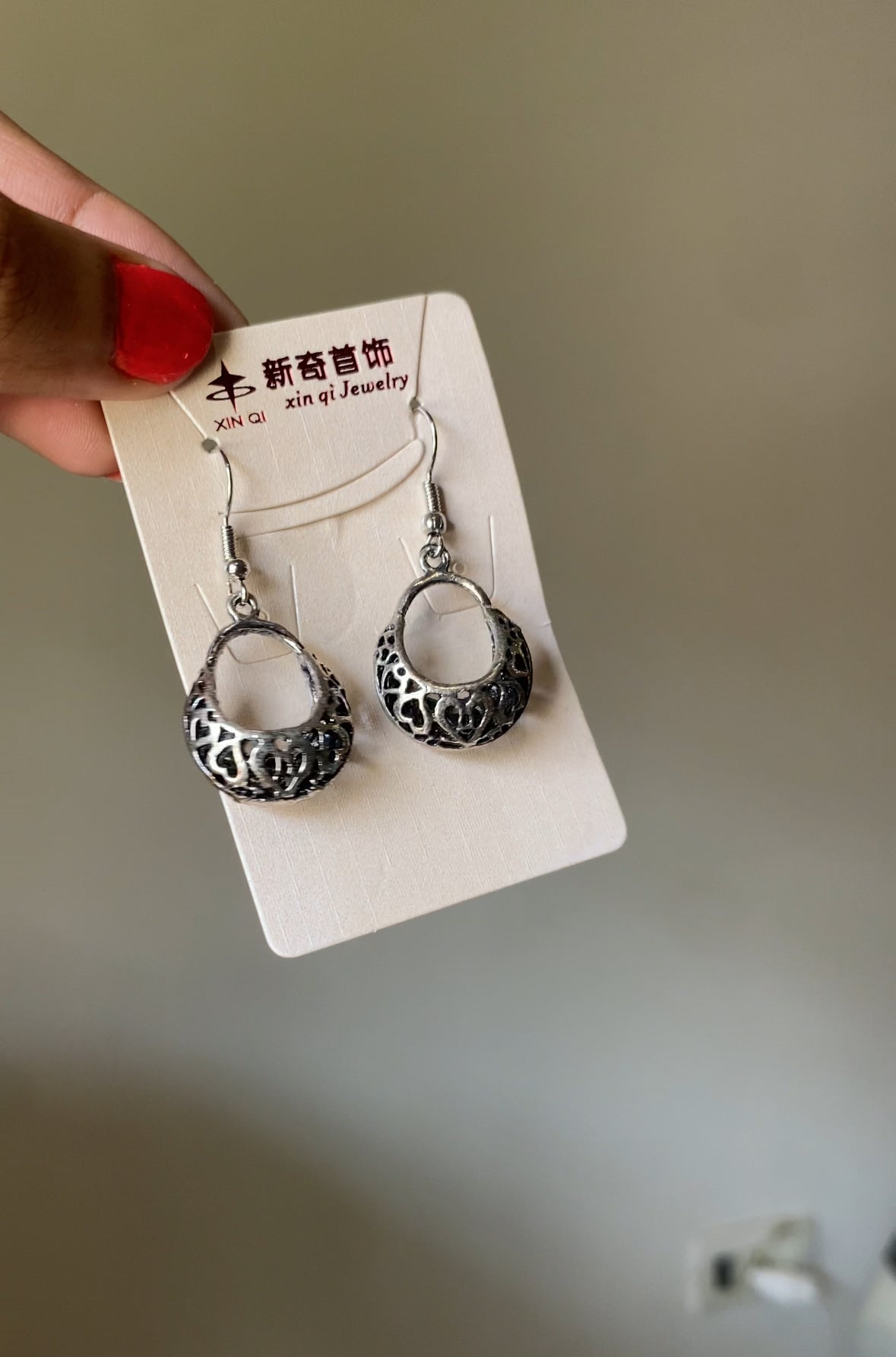 F105 SILVER EARRINGS