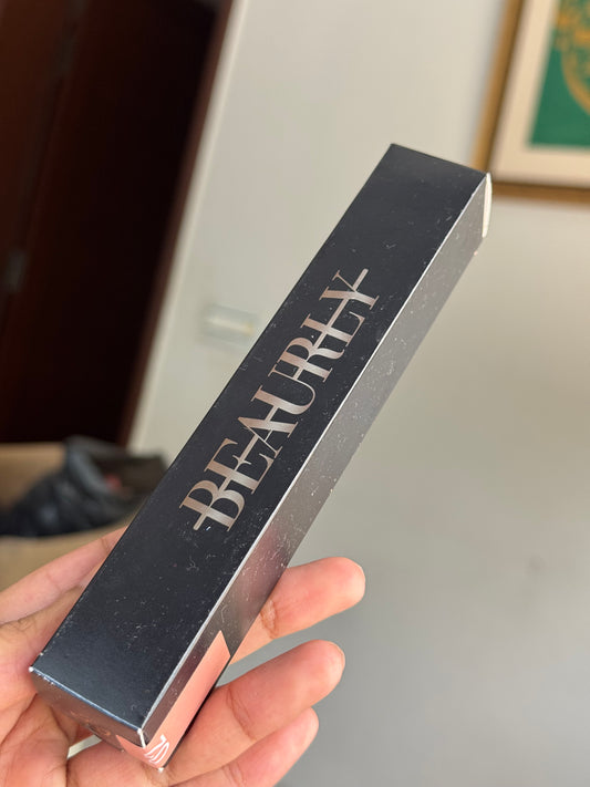 BEAURLY FANCY PUMP FOUNDATION IN MEDIUM SHADE