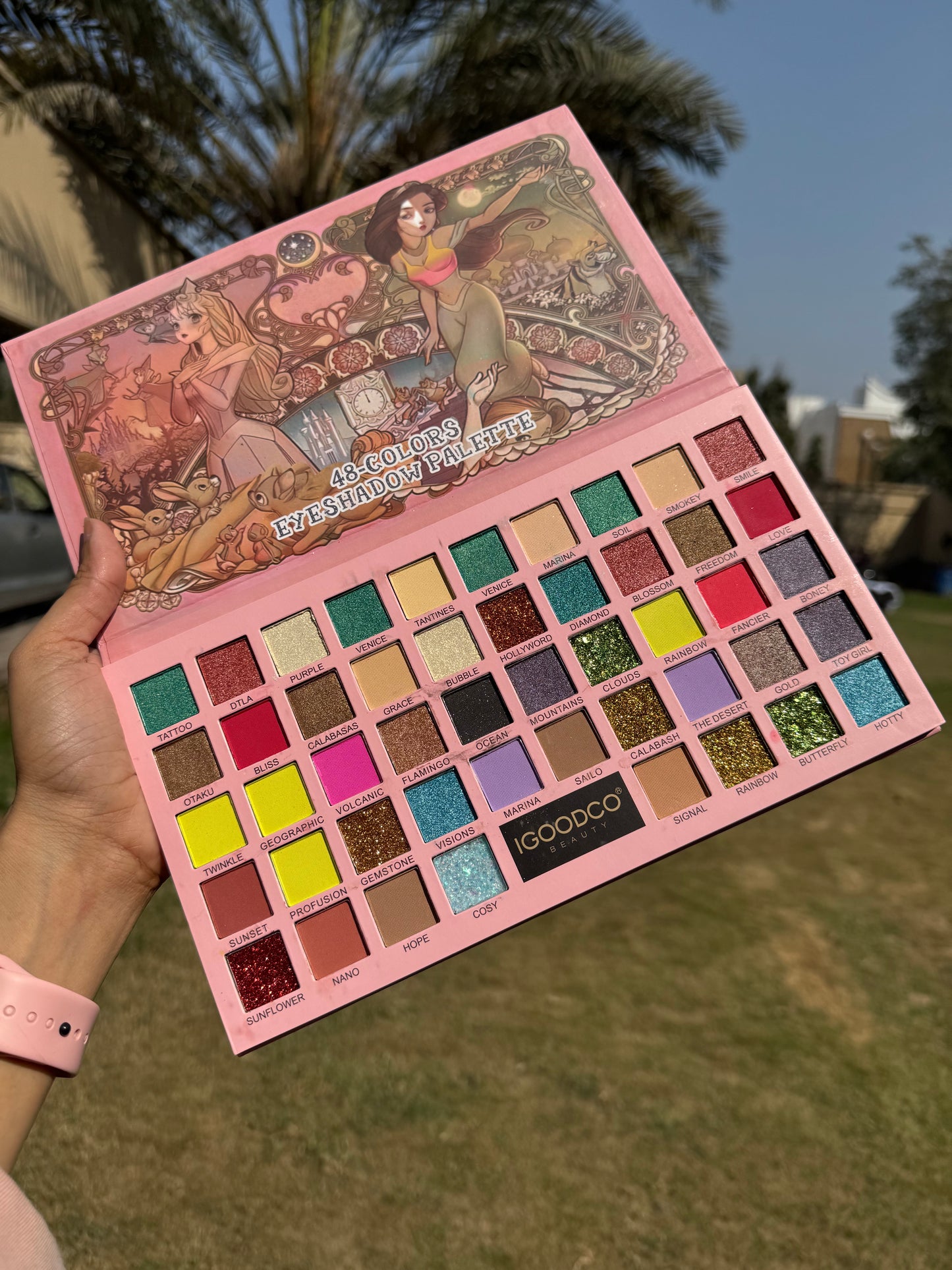 12 MERMAID GLITTER EYESHADOW PALETTE