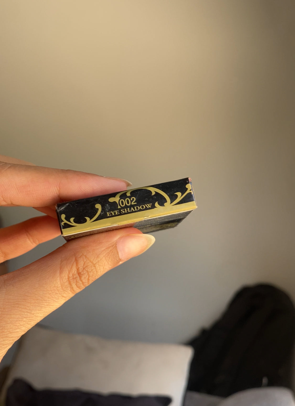 002 ANNA SUI GREY SINGLE EYESHADOW