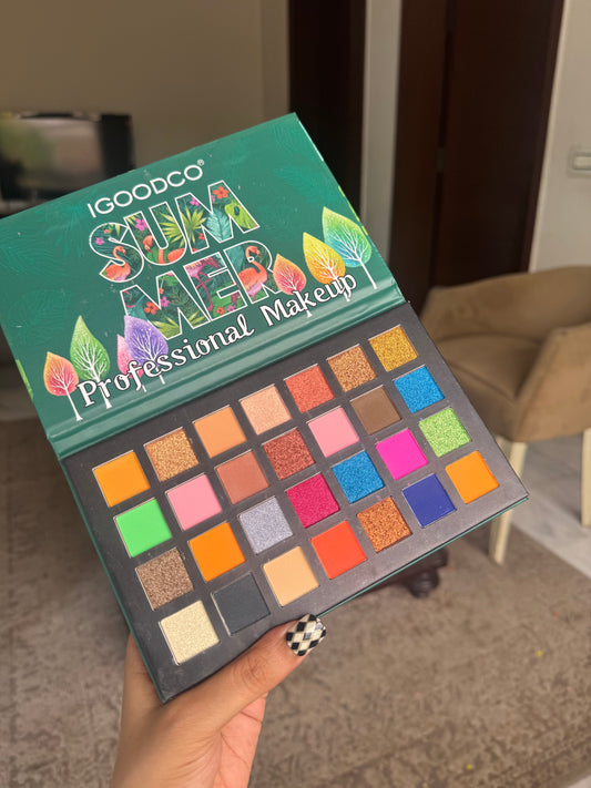 01 SUMMER EYESHADOW PALETTE