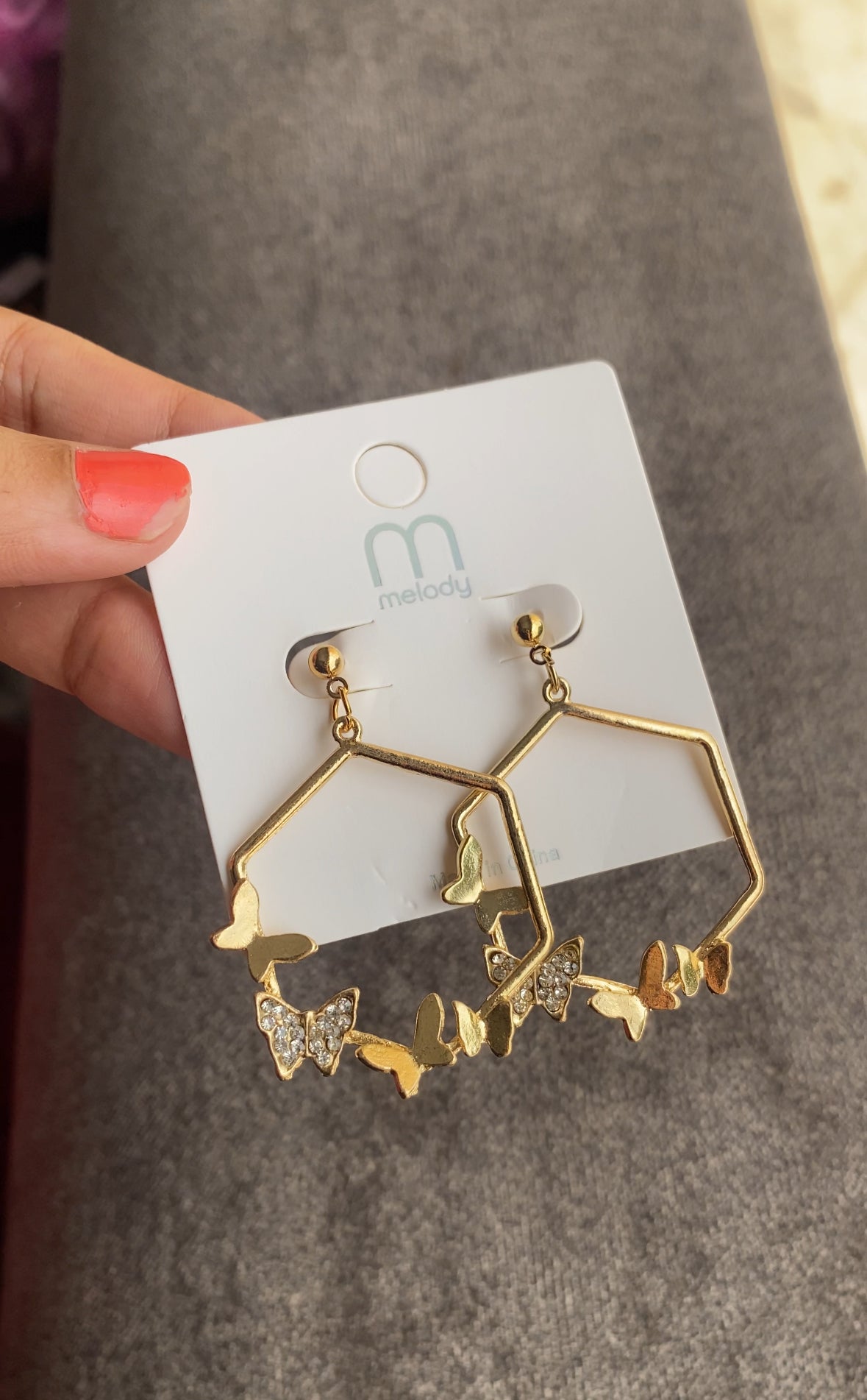 F68 GOLDEN BUTTERFLY EARRINGS