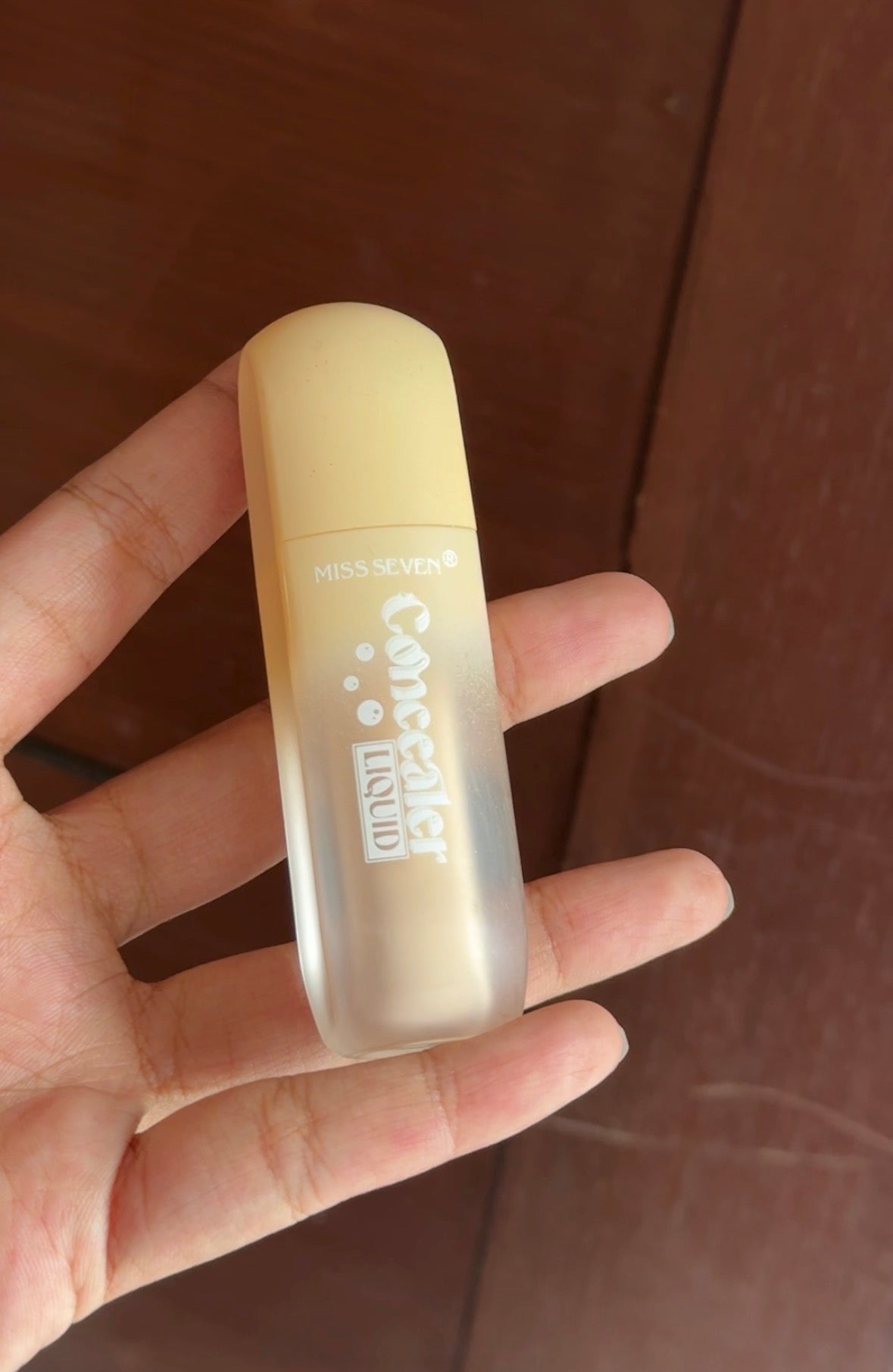 03 MISS SEVEN LIQUID CONCEALER