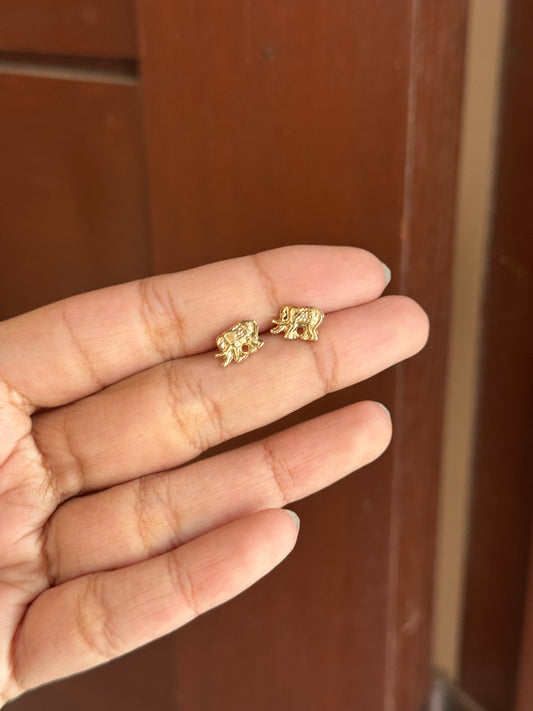 C291 ELEPHANT STUDS