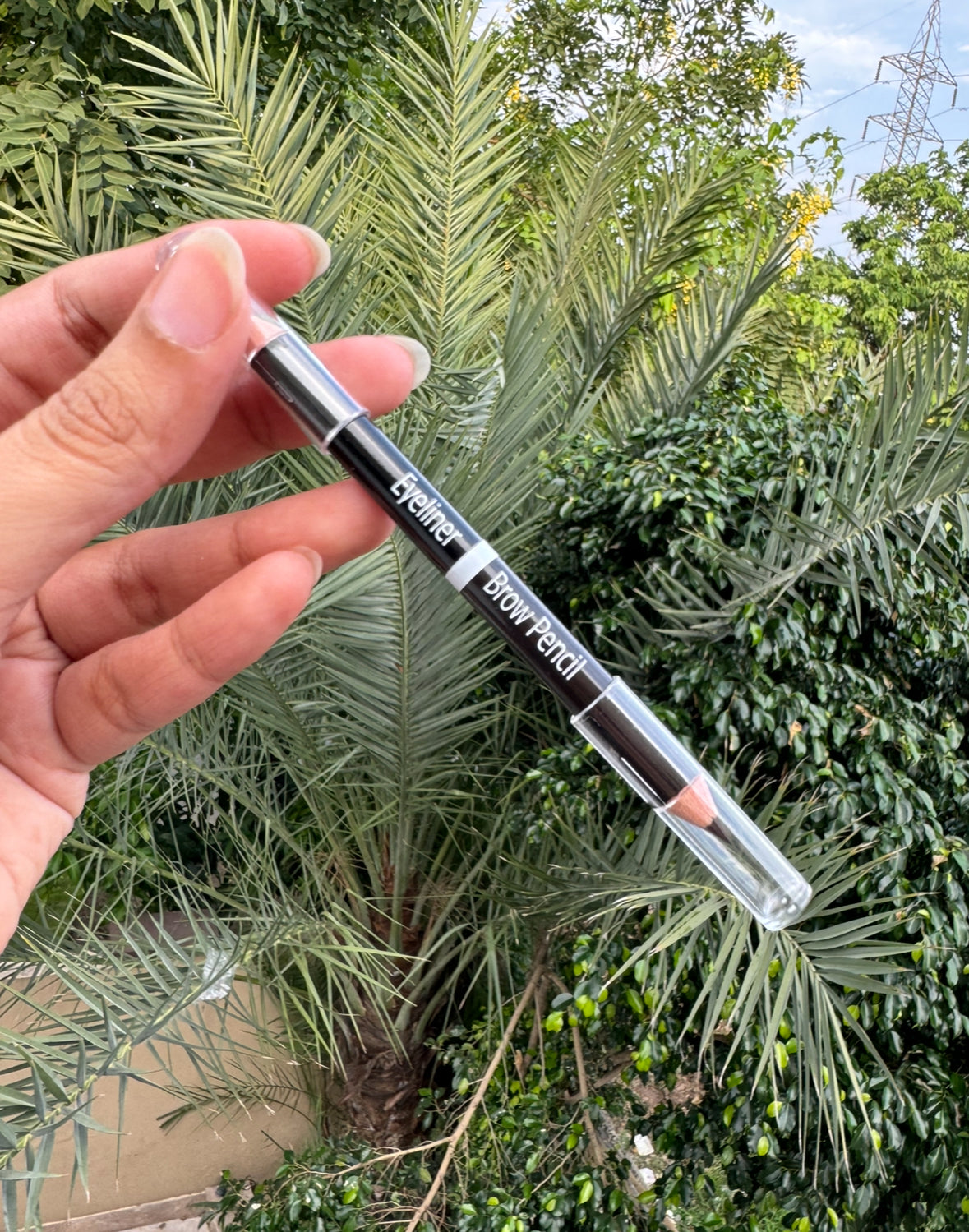 EYELINER + EYEBROW PENCIL