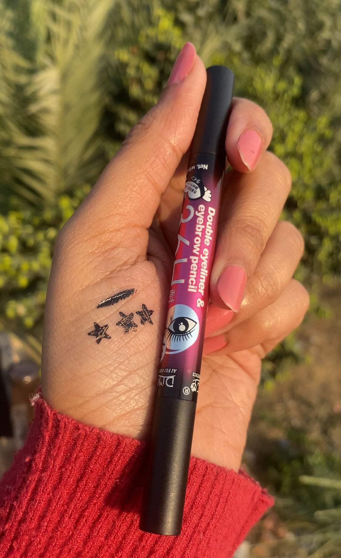 DOUBLE SIDED MATTE PEN EYELINER IN STAR EDITION