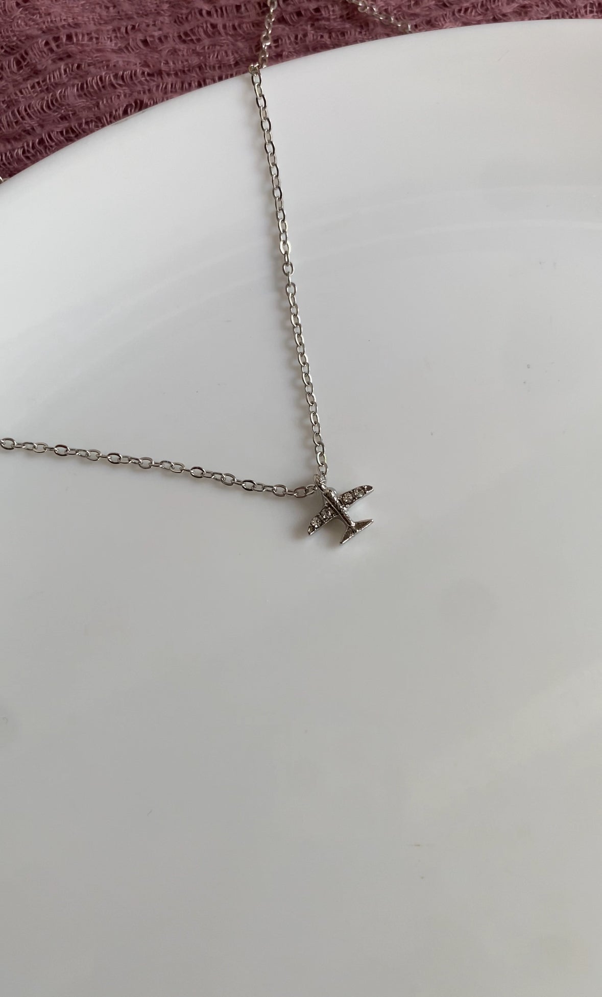 F32 SILVER AEROPLANE NECKLACE PENDANT