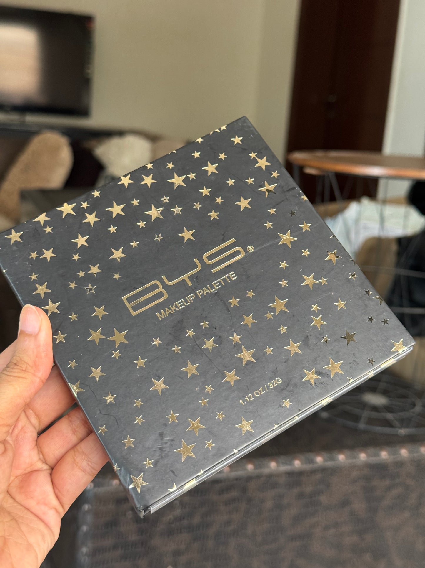 A190 BYS GLITTER EYESHADOW AND HIGHLIGHTER PALETTE