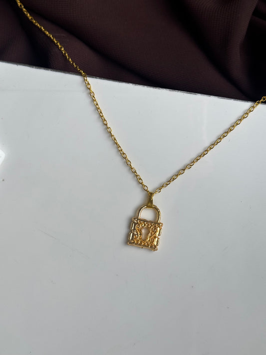Z15 NECKLACE