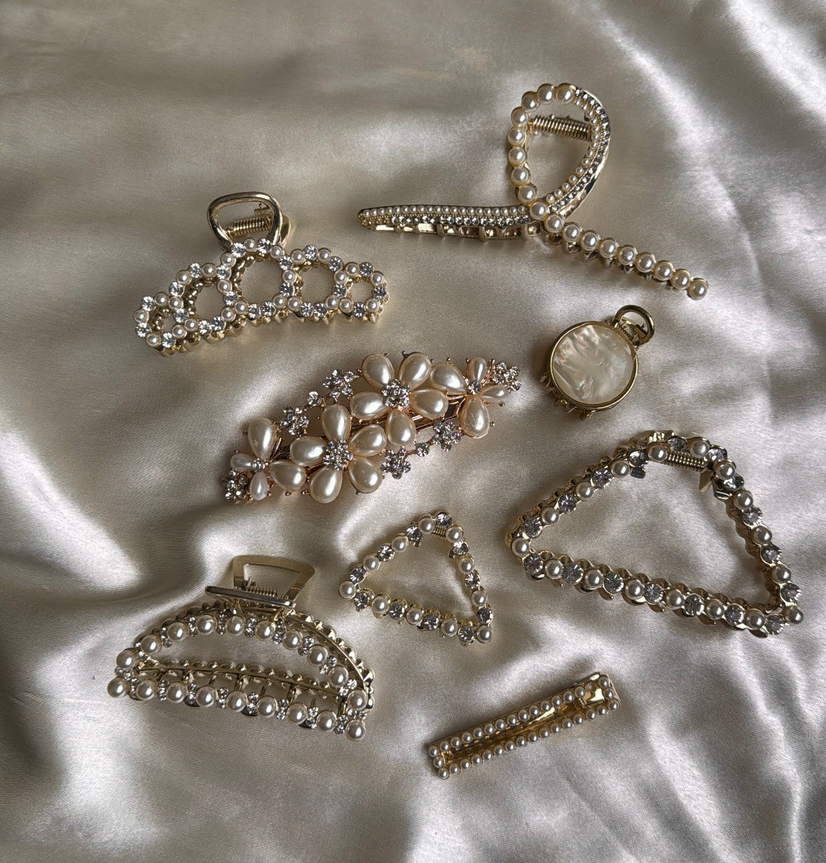 E72 FANCY METAL HAIR CLAWS
