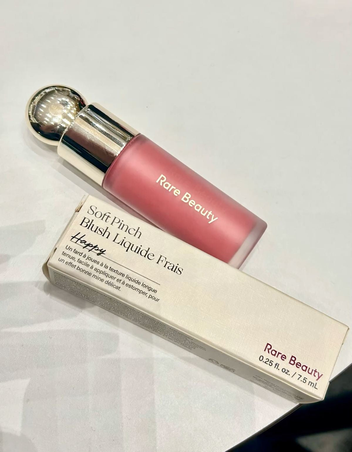 RARE BEAUTY BLUSH IN SAHDE HAPPY