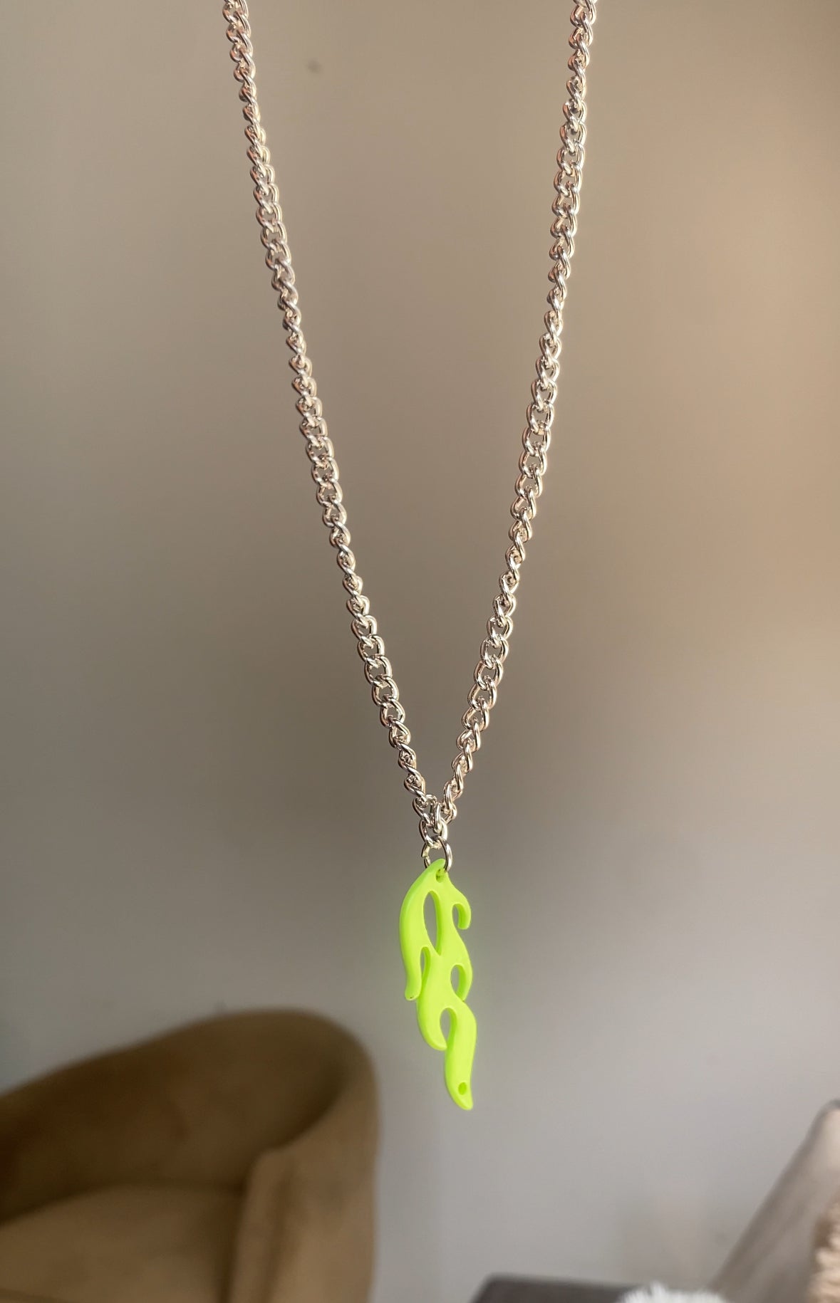 F56 NEON FLAME NECKLACE PENDANT