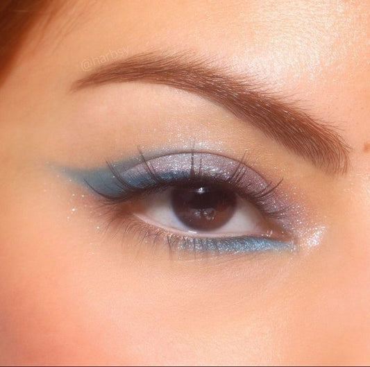 ICE BLUE GLITTER EYELINER + EYESHADOW