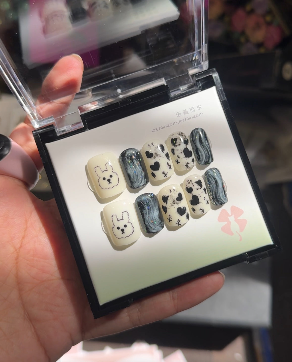 C302 EXCLUSIVE NAIL SET (24 PIECES)