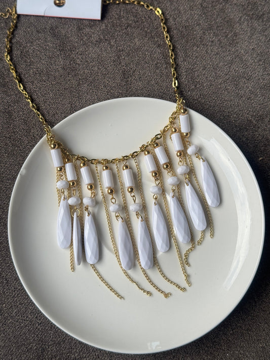 B18 FANCY NECKLACE