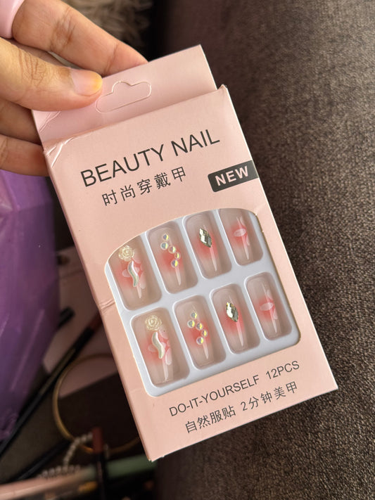 B30 NAIL SET WITH STICKER PACK (12 NAILS)