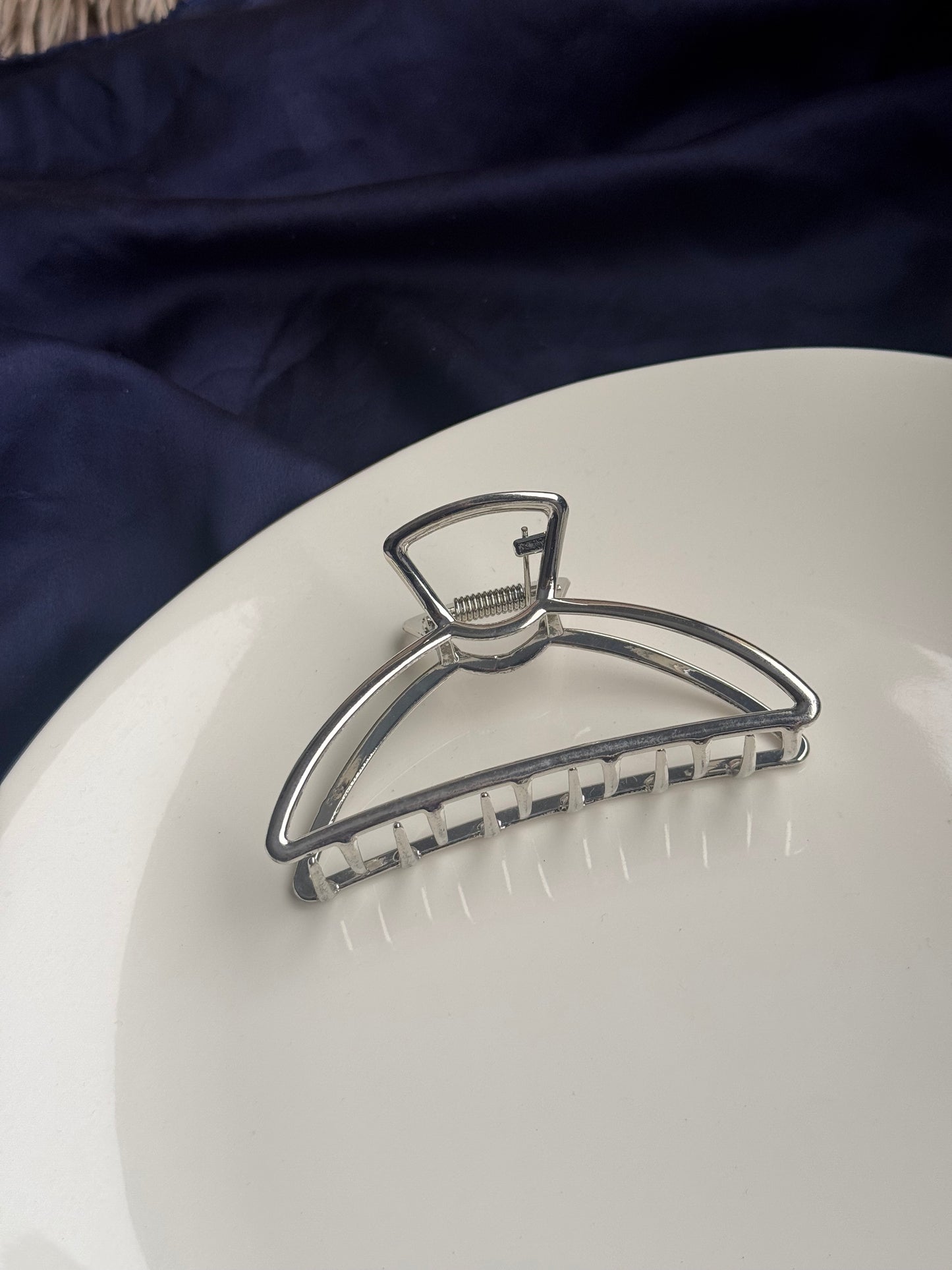 G120 METAL HAIR CLAW