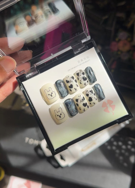 C302 EXCLUSIVE NAIL SET (24 PIECES)