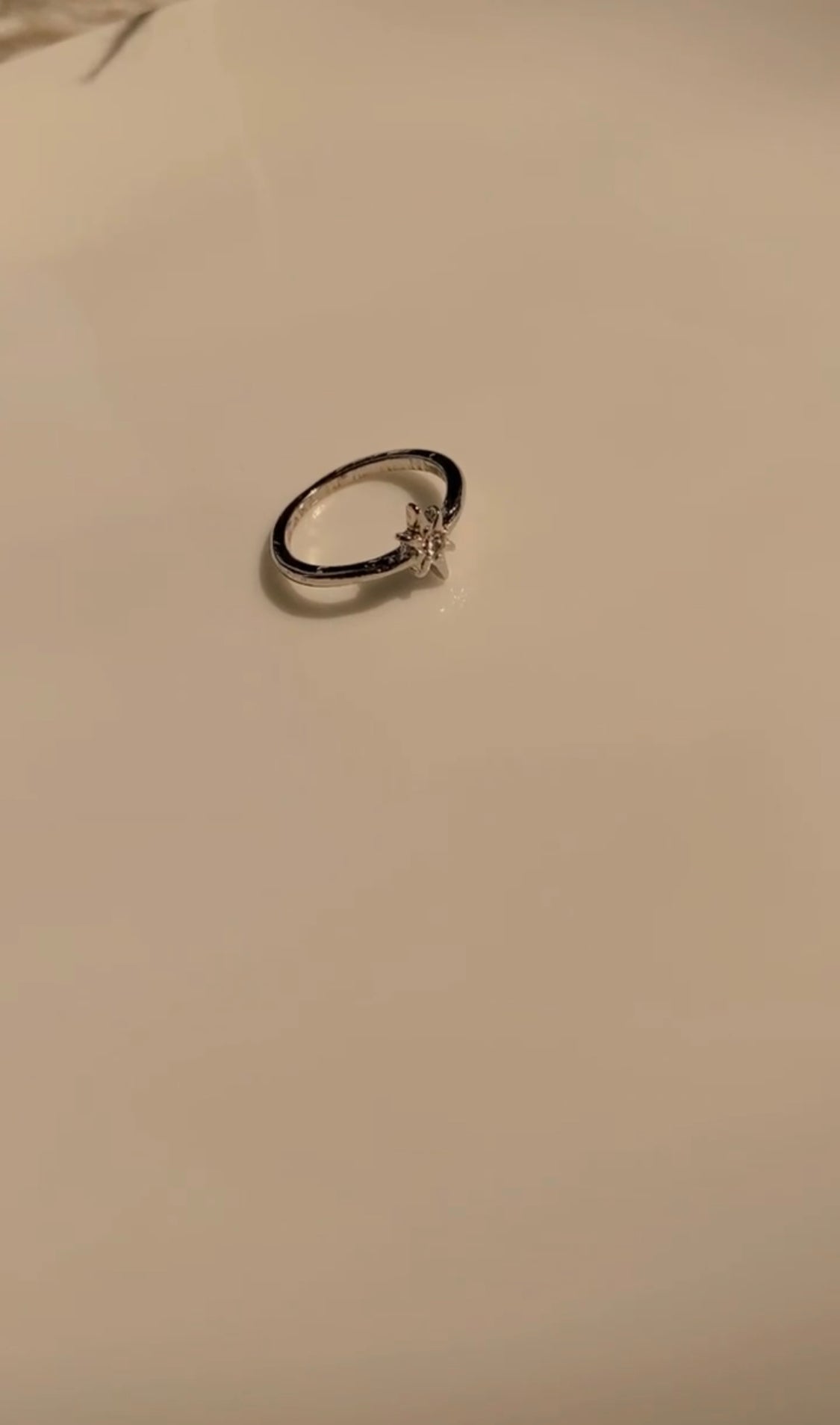 AA185 SILVER RING