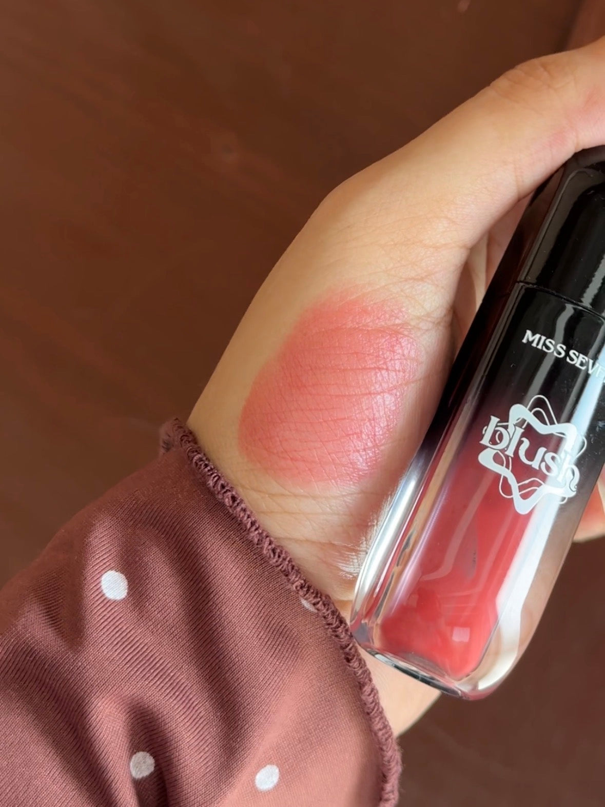 01 LIQUID BLUSH