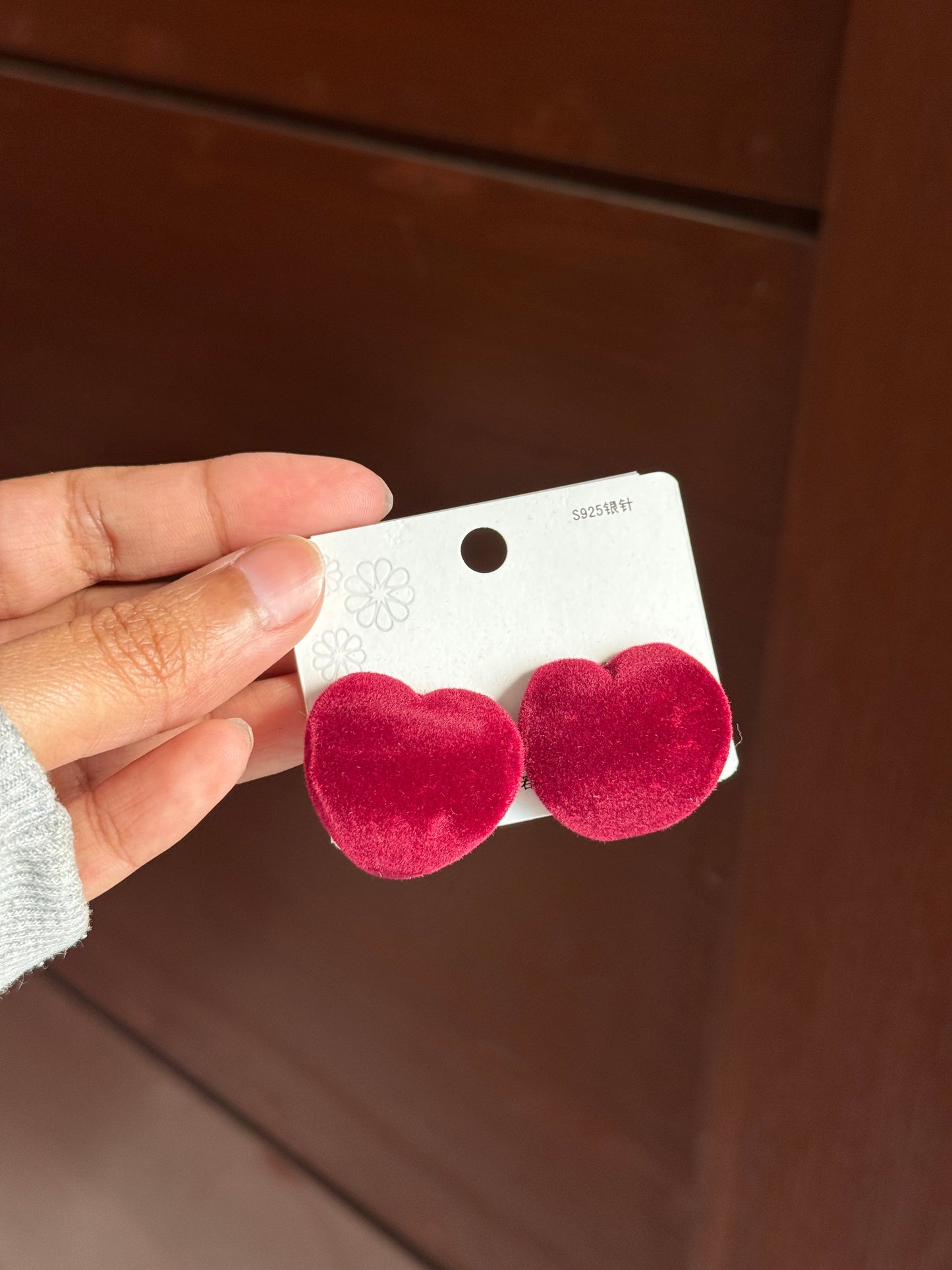 C178 RED VELVET EARRINGS