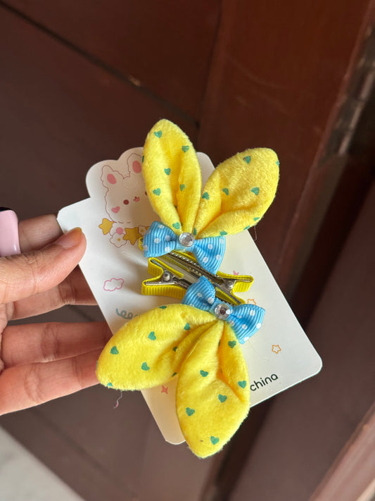 B194 BUNNY HAIR PINS PAIR