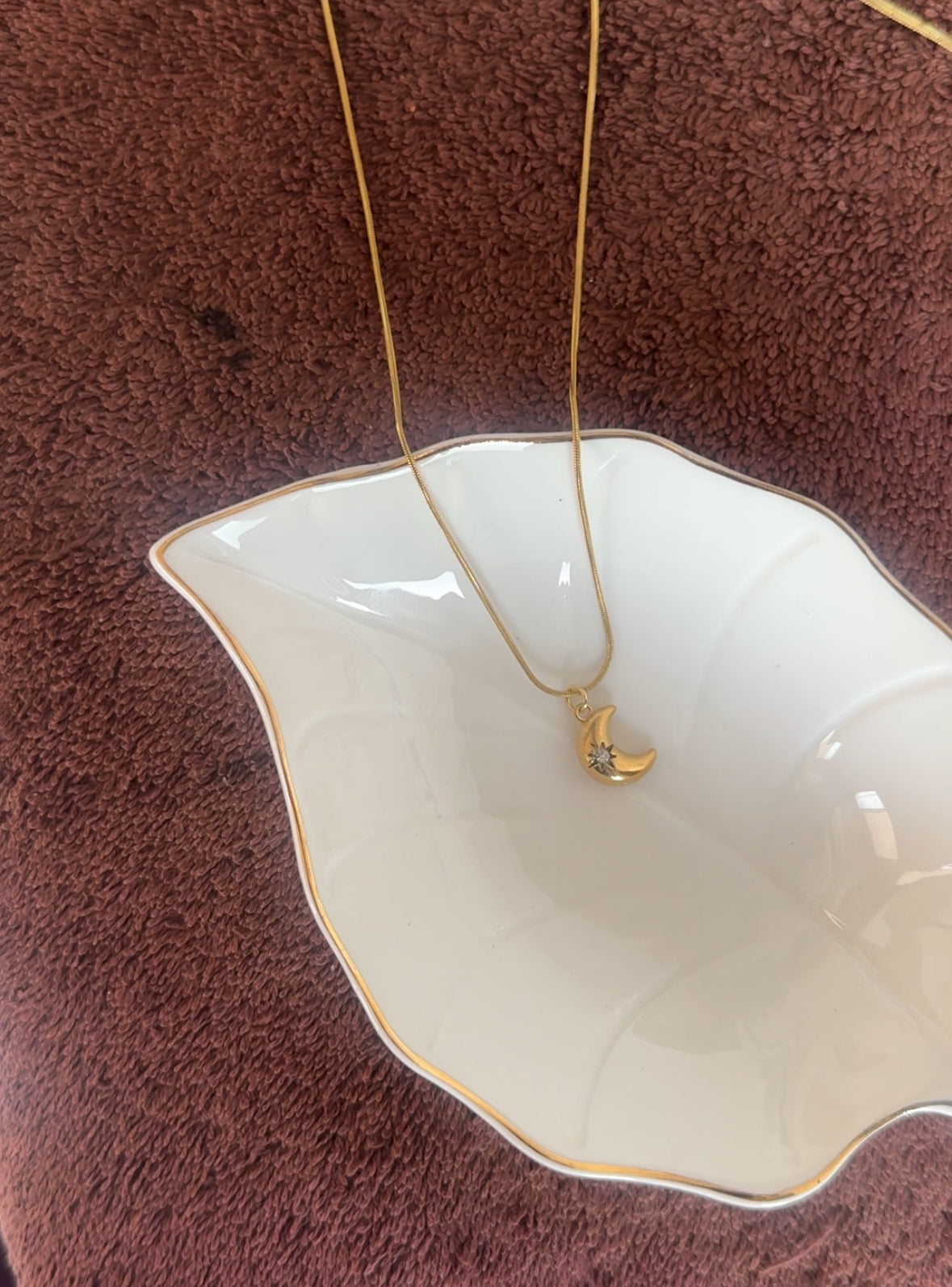 D7 MOON NECKLACE
