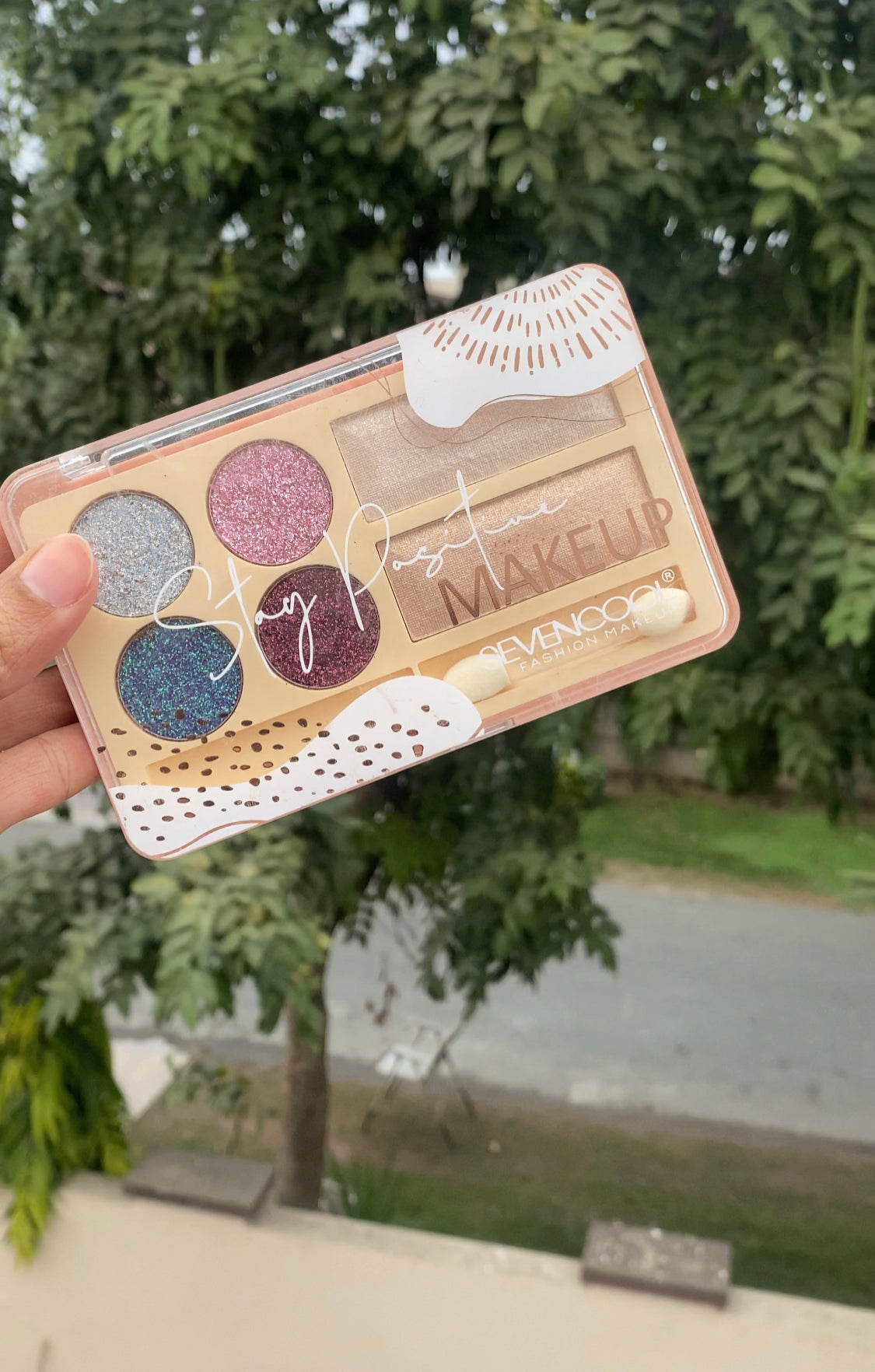 C51 SEVENCOOL GLITTER EYESHADOW AND HIGHLIGHTER PALETTE