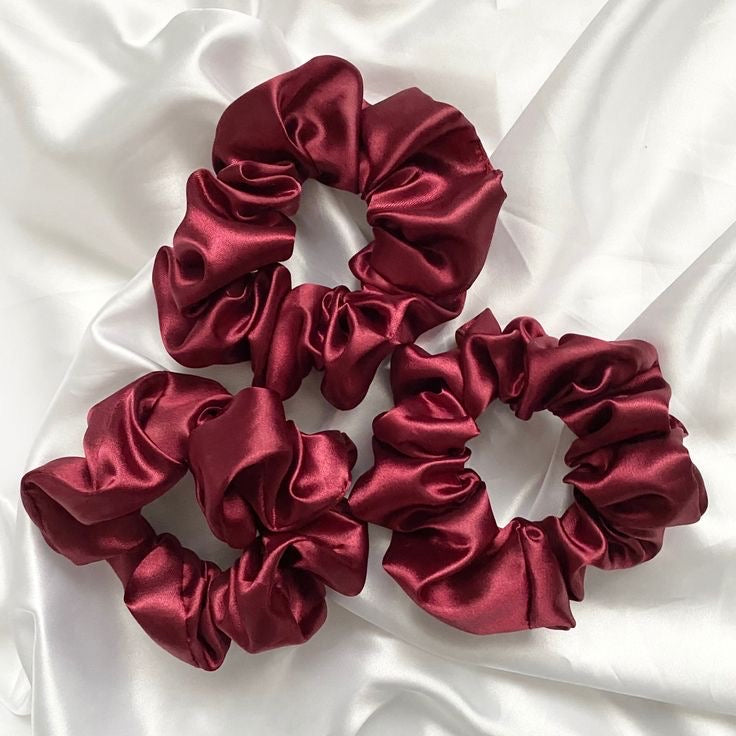 MAROON SILK SCRUNCHIE