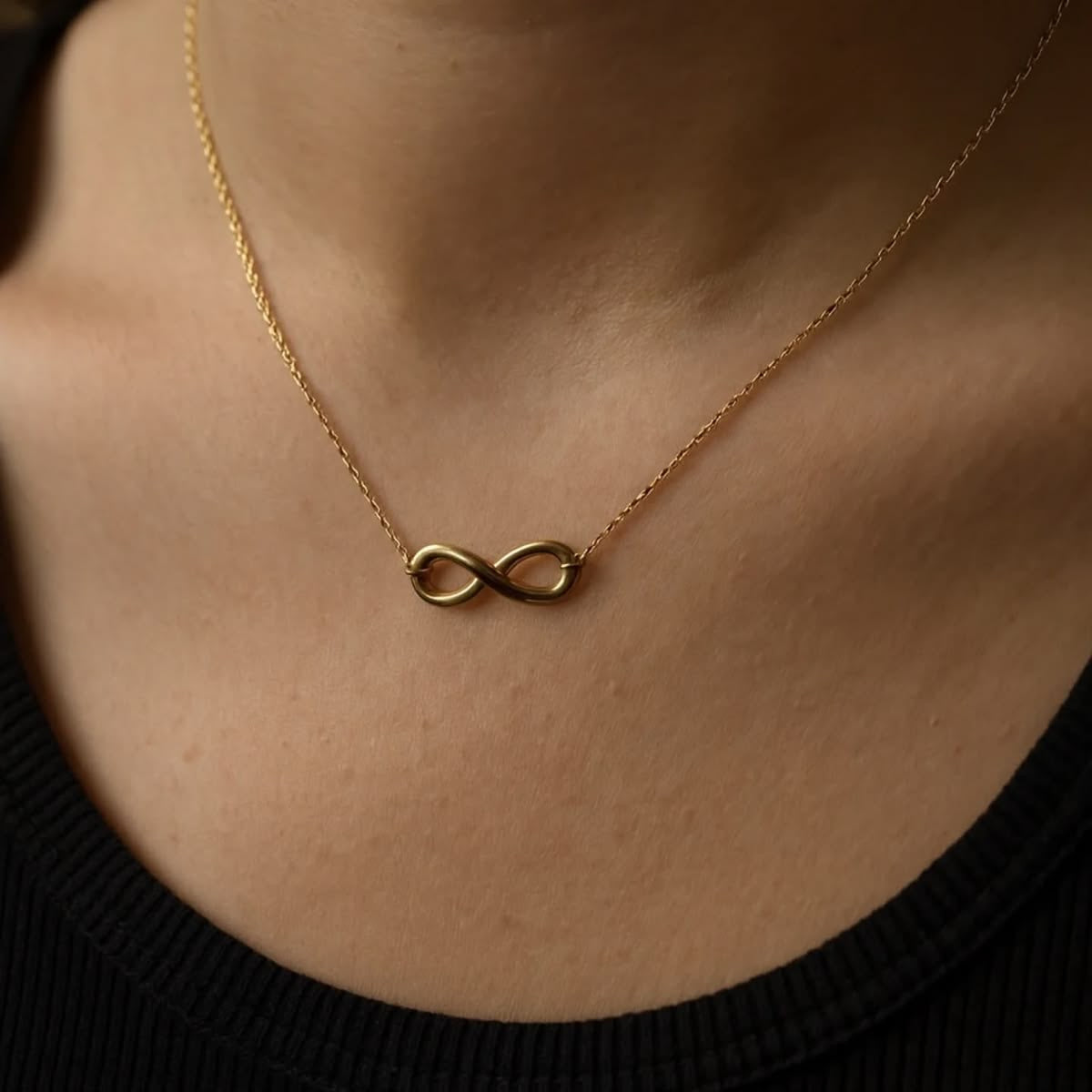 E47 INFINITY NECKLACE